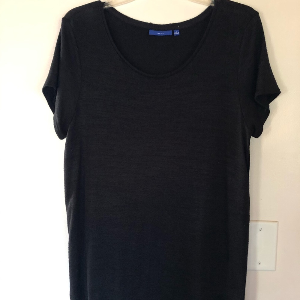 Black Tunic style T-shirt. Size L.